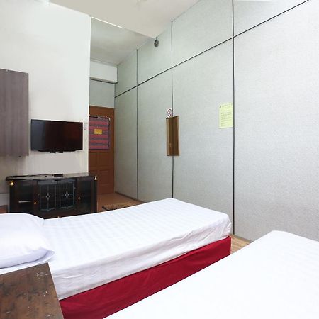 Oyo 89755 D&D Budget Inn コタバル エクステリア 写真