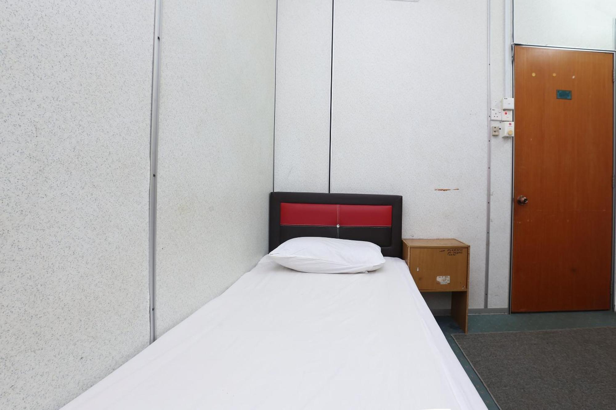 Oyo 89755 D&D Budget Inn コタバル エクステリア 写真